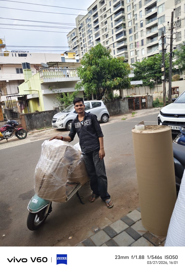 Scooter packing and transport service