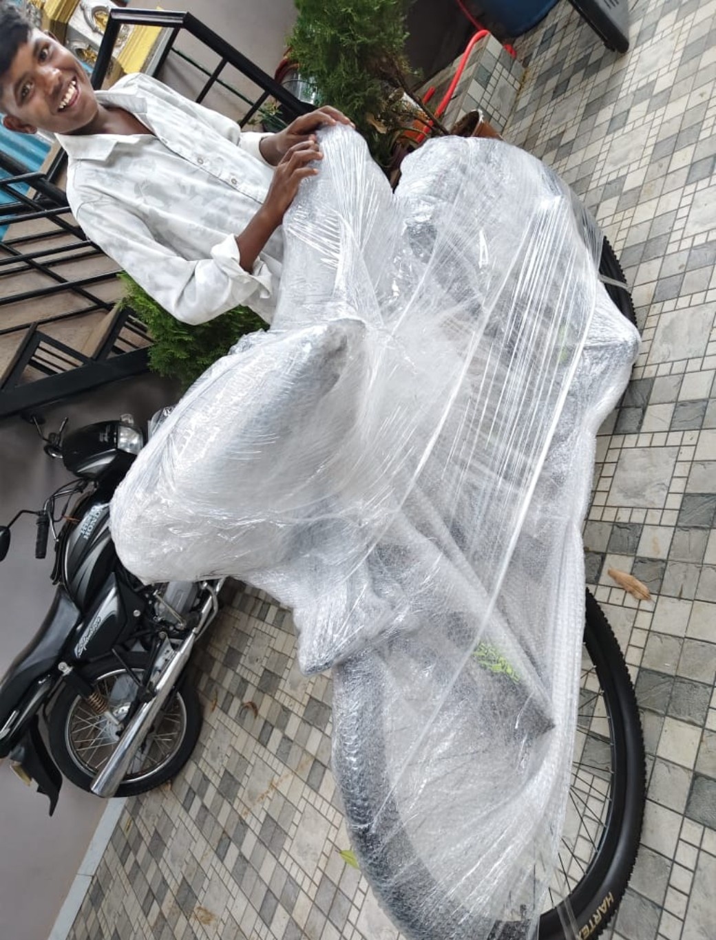 Shekhawat Packers and Movers Belgaum - bike bubble wrap packing for safe transport